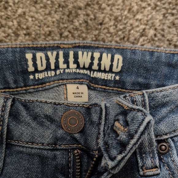 Idyllwind - Picture 2 of 3